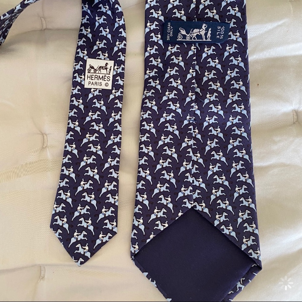Hermès Paris Navy Tie